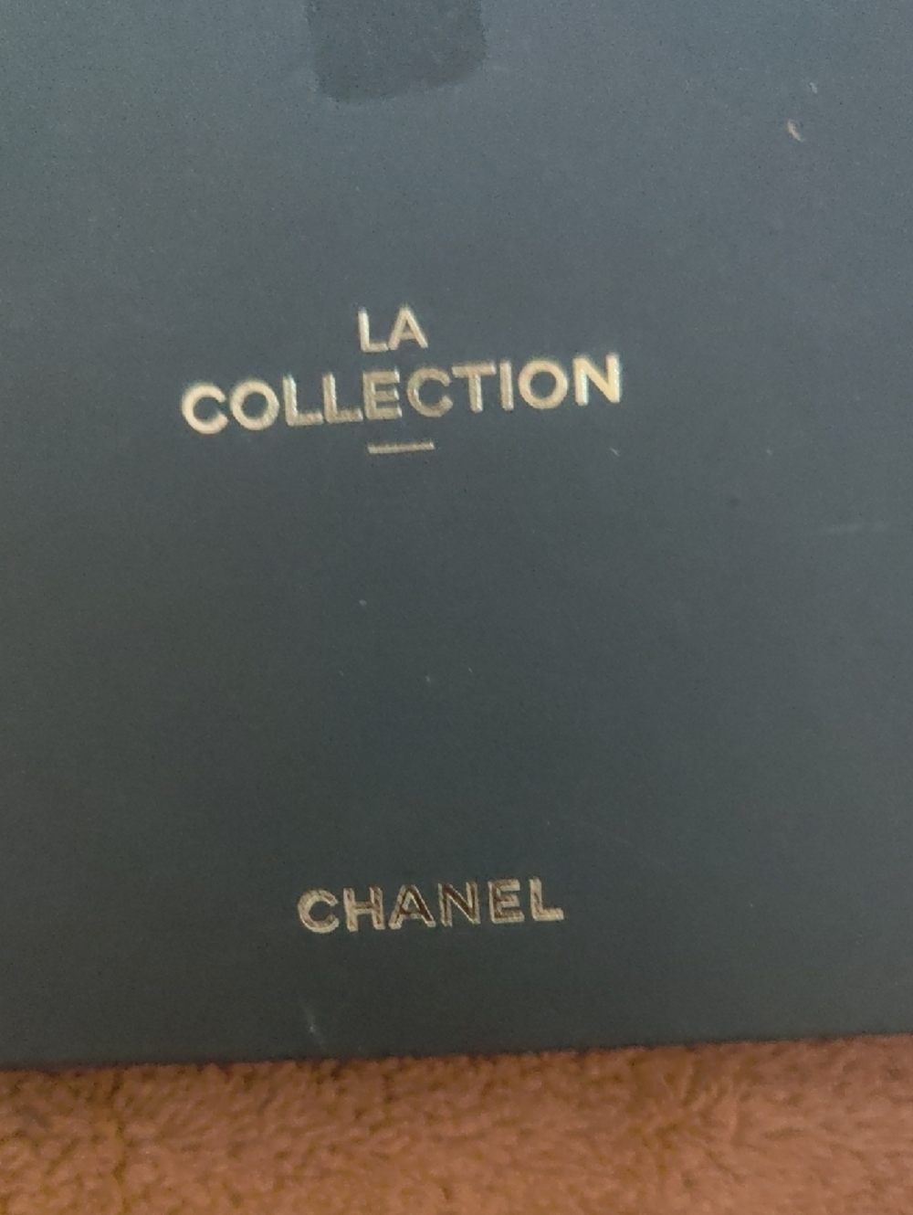 CHANEL Silver Heart Padlock & Key – La Collection – Rare – EUC - Picture 2 of 10